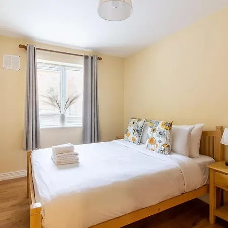 Guestready - Parkside Retreat With Charm