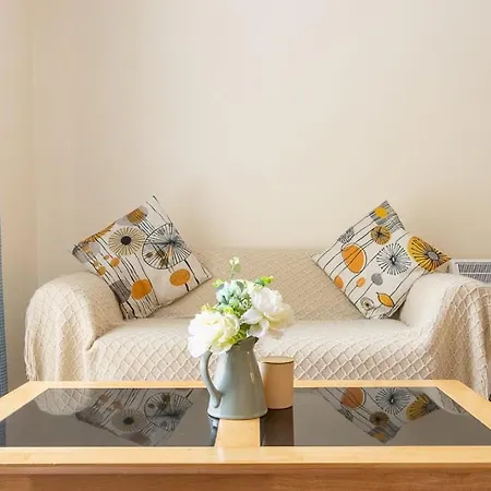 Apartment Guestready - Parkside Retreat With Charm *