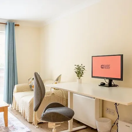 Apartment Guestready - Parkside Retreat With Charm